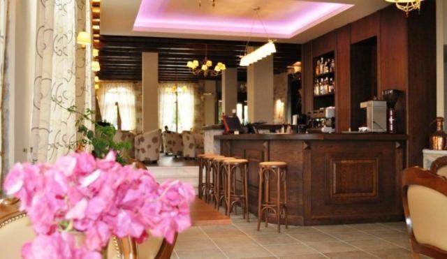 Areos Polis Boutique Hotel Areopoli Bagian luar foto