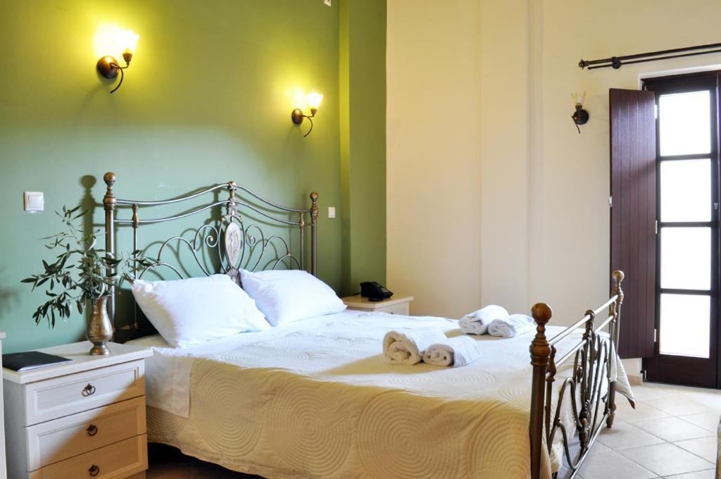 Areos Polis Boutique Hotel Areopoli Bagian luar foto