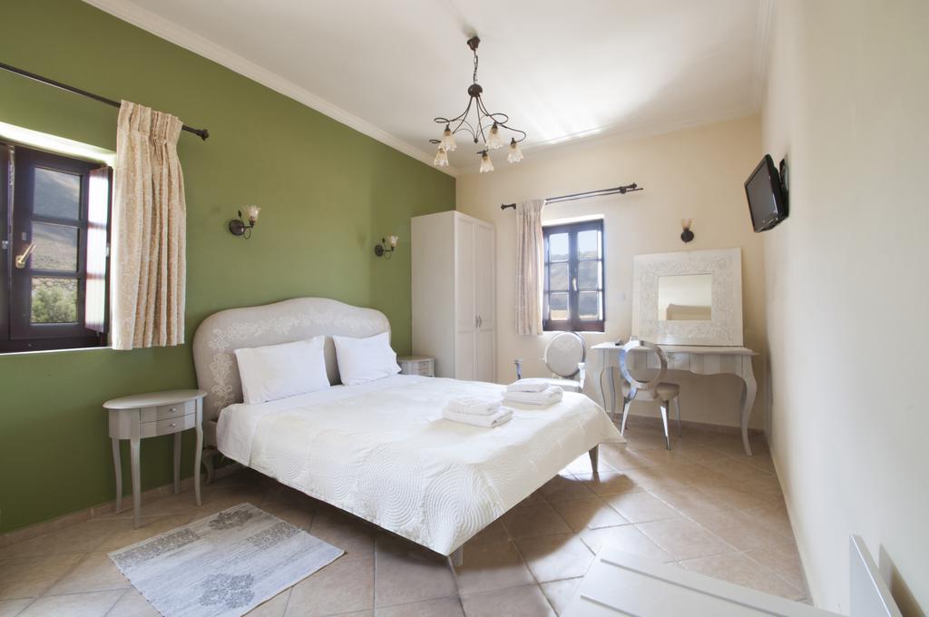 Areos Polis Boutique Hotel Areopoli Bagian luar foto