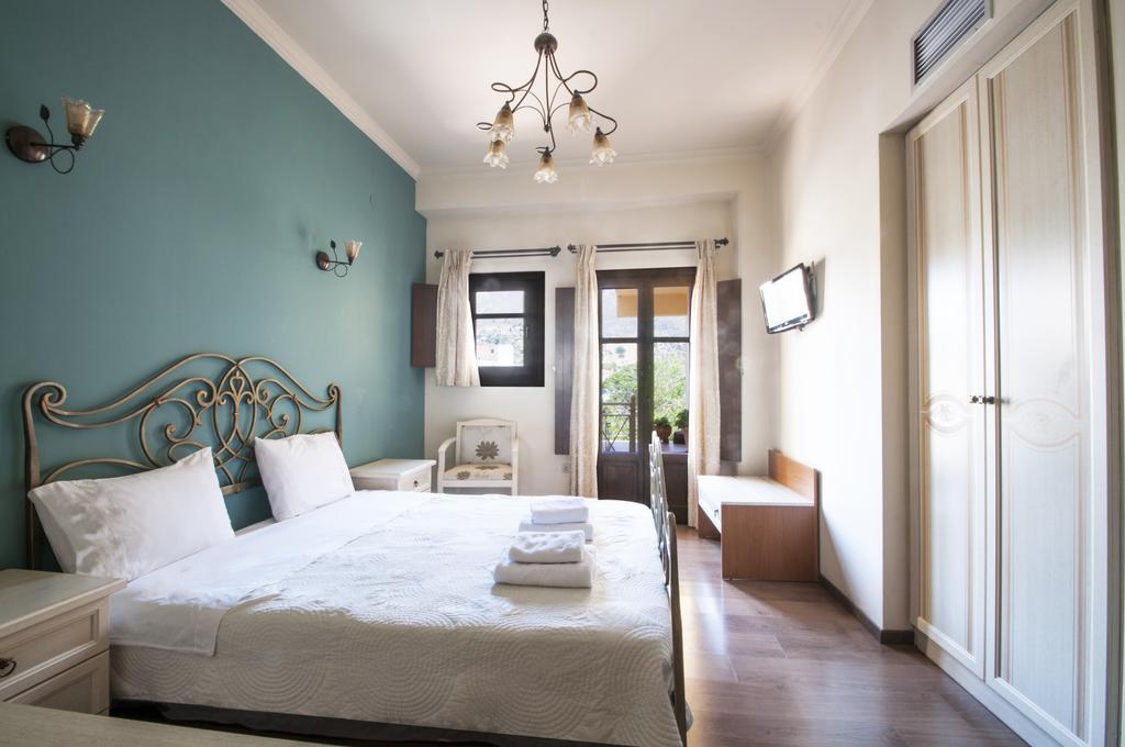 Areos Polis Boutique Hotel Areopoli Bagian luar foto