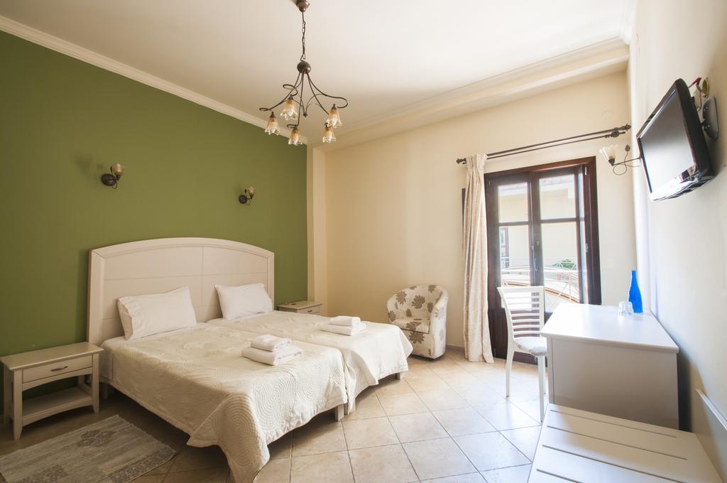 Areos Polis Boutique Hotel Areopoli Bagian luar foto